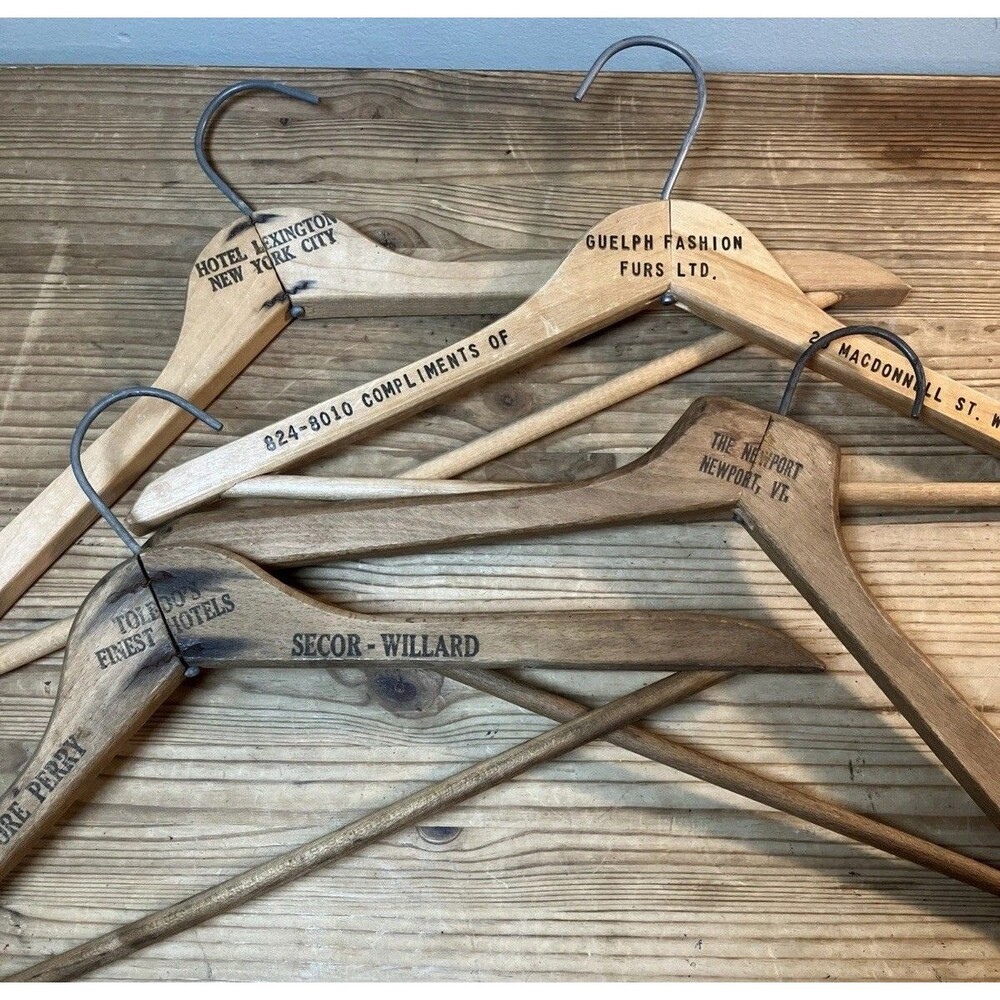 VTG 4 WOODEN ADVERTISING HANGERS HOTELS FROM NYC TOLEDO VT, GUELPH FASHION FURS